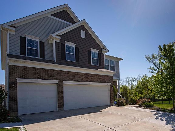 2nd image of 468 Dorothy Ln