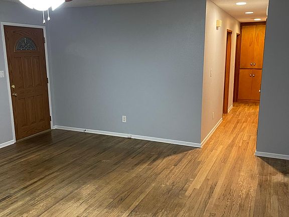 2nd image of 5312 NE 103rd St