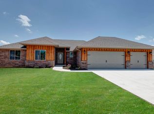 4508 W Cloverleaf Ter, Battlefield, MO 65619