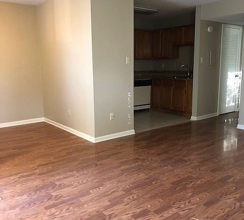 3rd image of 130 Township Ln APT D103