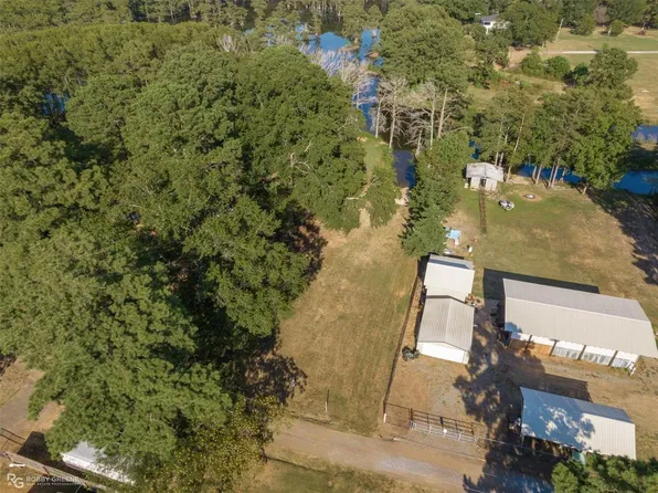 10640 Ferry Lake School Rd, Oil City, LA 71061
