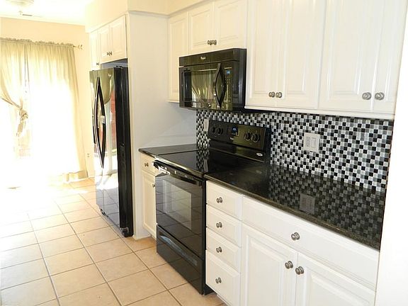 4th image of 750 Sendero Ct