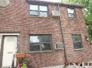57-50 244th St #E6, Little Neck, NY 11362