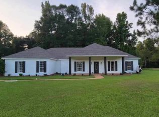 418 Persimmon Cv, Florence, MS 39073