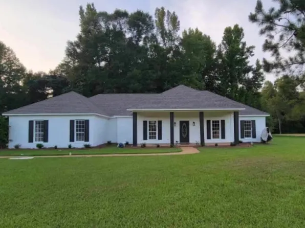418 Persimmon Cv, Florence, MS 39073