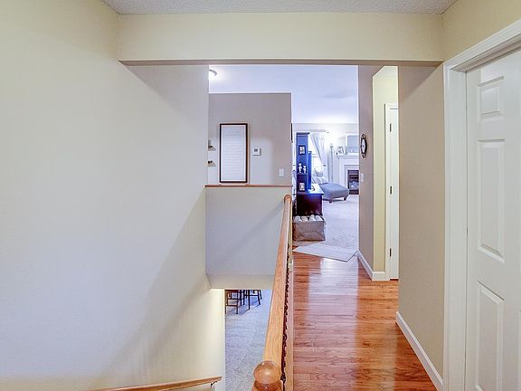 4th image of 2082 Briarbend Ct