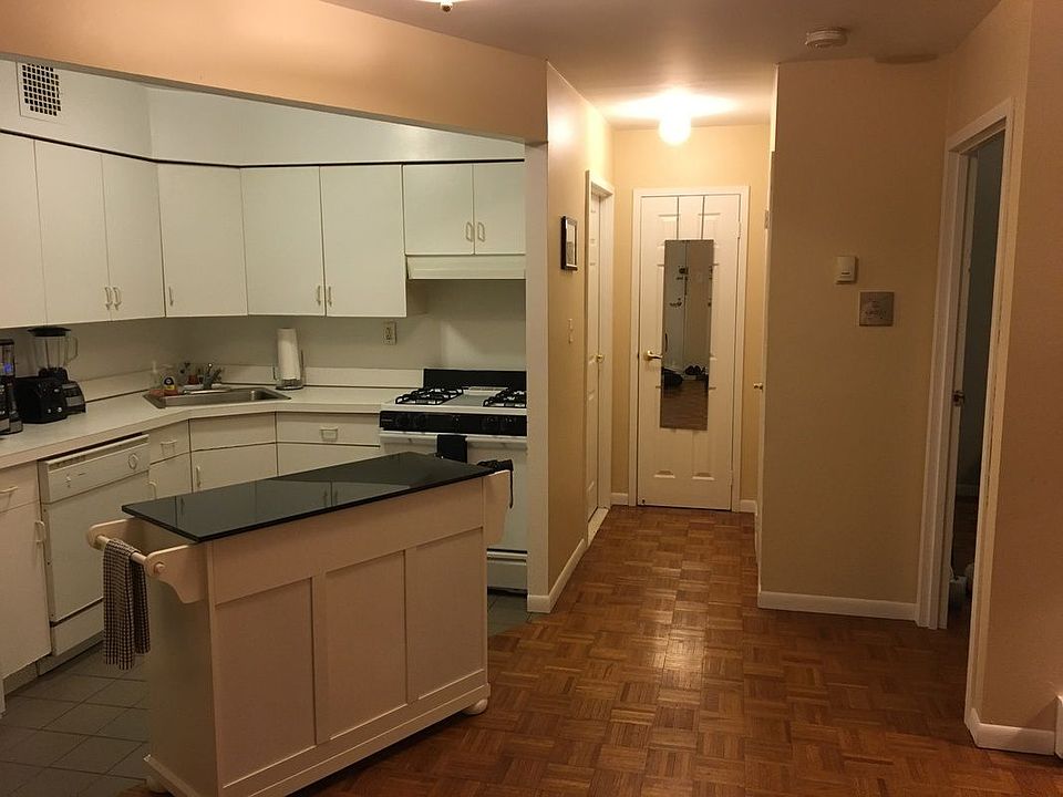 1st image of 12320 82nd Ave APT 3B