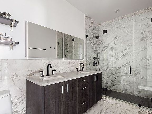 5th image of 85 Adams St APT 8D