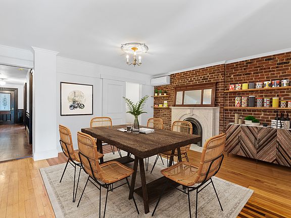 5th image of 474 Washington Ave #1