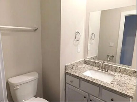 4th image of 1727 E 69th Ct N