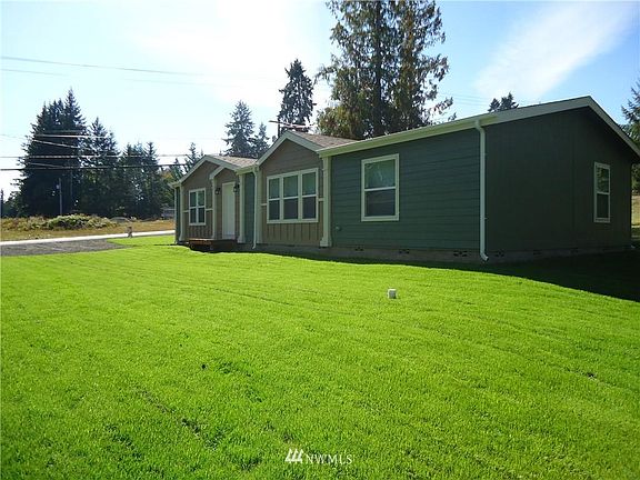 4th image of 2110 E Crestview Dr