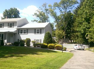 2407 Loring Pl, Yorktown Heights, NY 10598