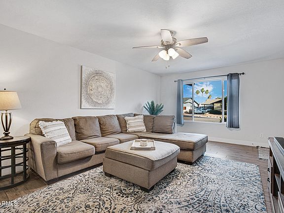 4th image of 2330 E HERMOSA Drive