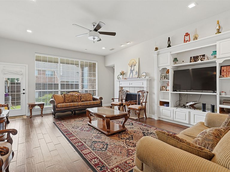 Listing photo 4