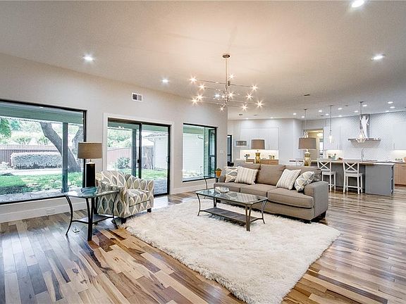 4th image of 6624 Rolling Vista Dr