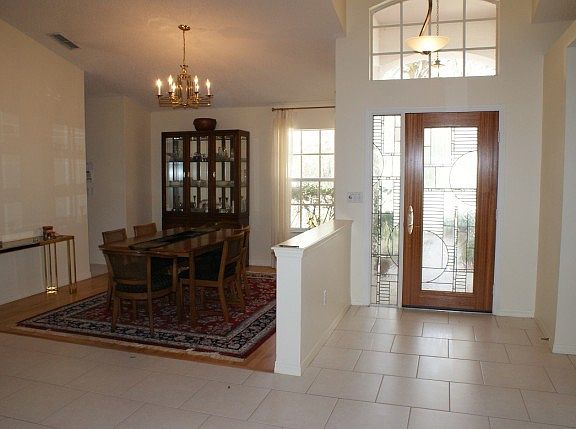 5th image of 1530 Bent Oaks Blvd