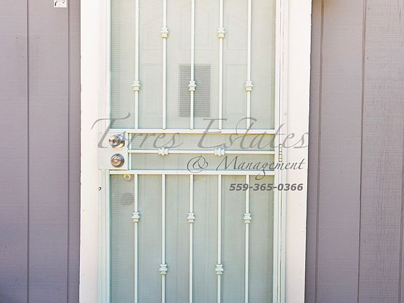 3rd image of 2006 N Adoline Ave Unit A