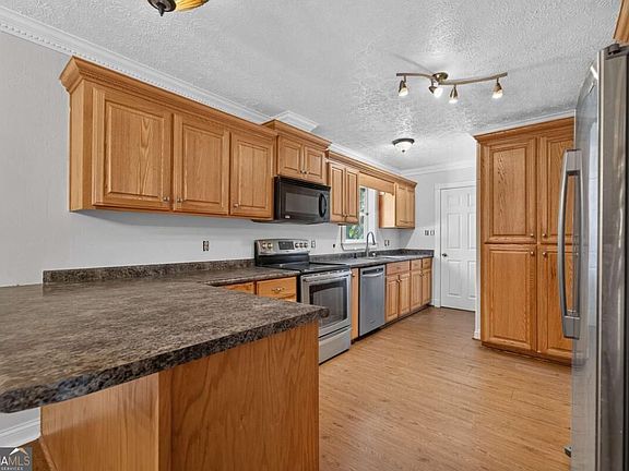4th image of 2116 Screven Ave