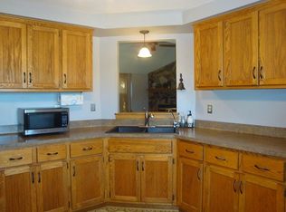 498 Herford Dr, Wales, WI 53183