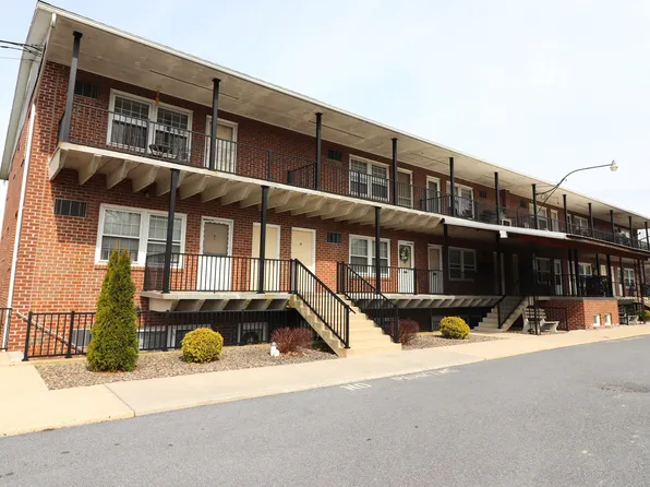 948 Paget Dr APT N, Ephrata, PA 17522