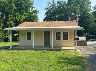 608 Porter St, Alton, IL 62002