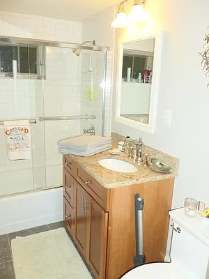 Rented by M.Woods & Associates | media 30