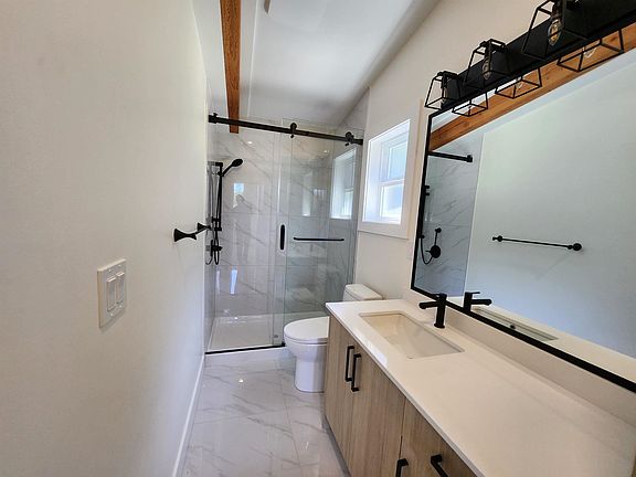 4th image of 798 Hot Springs Rd #5