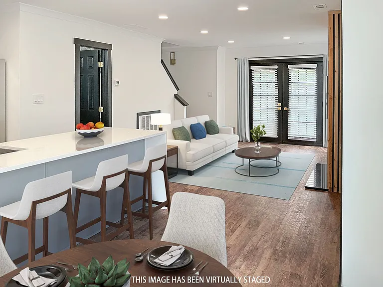 3150B Driftwood Dr — Photo 3