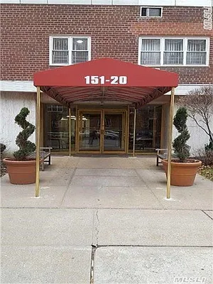 Sold by NY Metro Realty Group | media 1