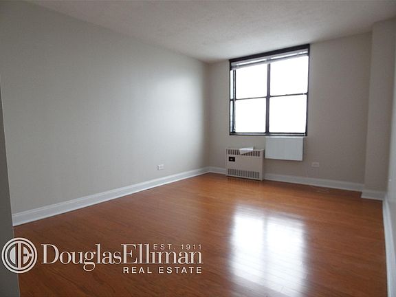 3rd image of 3333 Broadway APT C16h