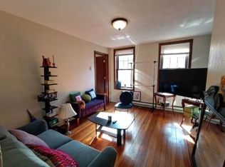 165 Endicott St APT 3, Boston, MA 02113