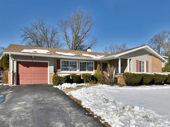 1044 Hartford Ln, Elk Grove Village, IL 60007