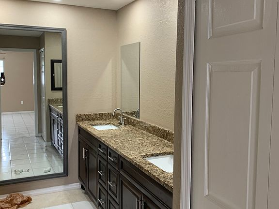 4th image of 1039 Bismarck Rd #1039