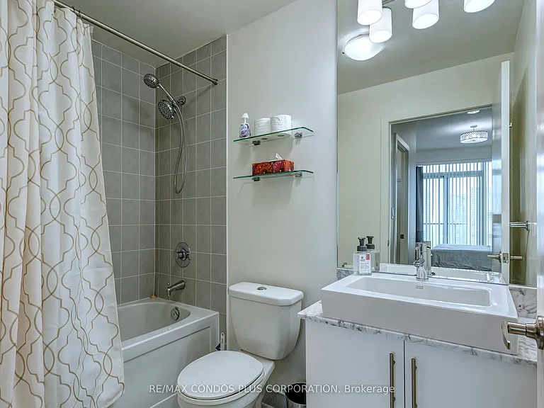 65 Bremner Blvd #5303 — Photo 19