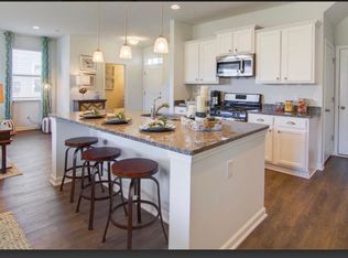 7265 Finnigan Rd, Charlotte, NC 28215