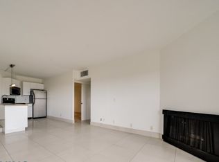 3949 2/2 Los Feliz Blvd #F-209, Los Angeles, CA 90027