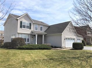 755 Red Barn Ln, Elgin, IL 60124