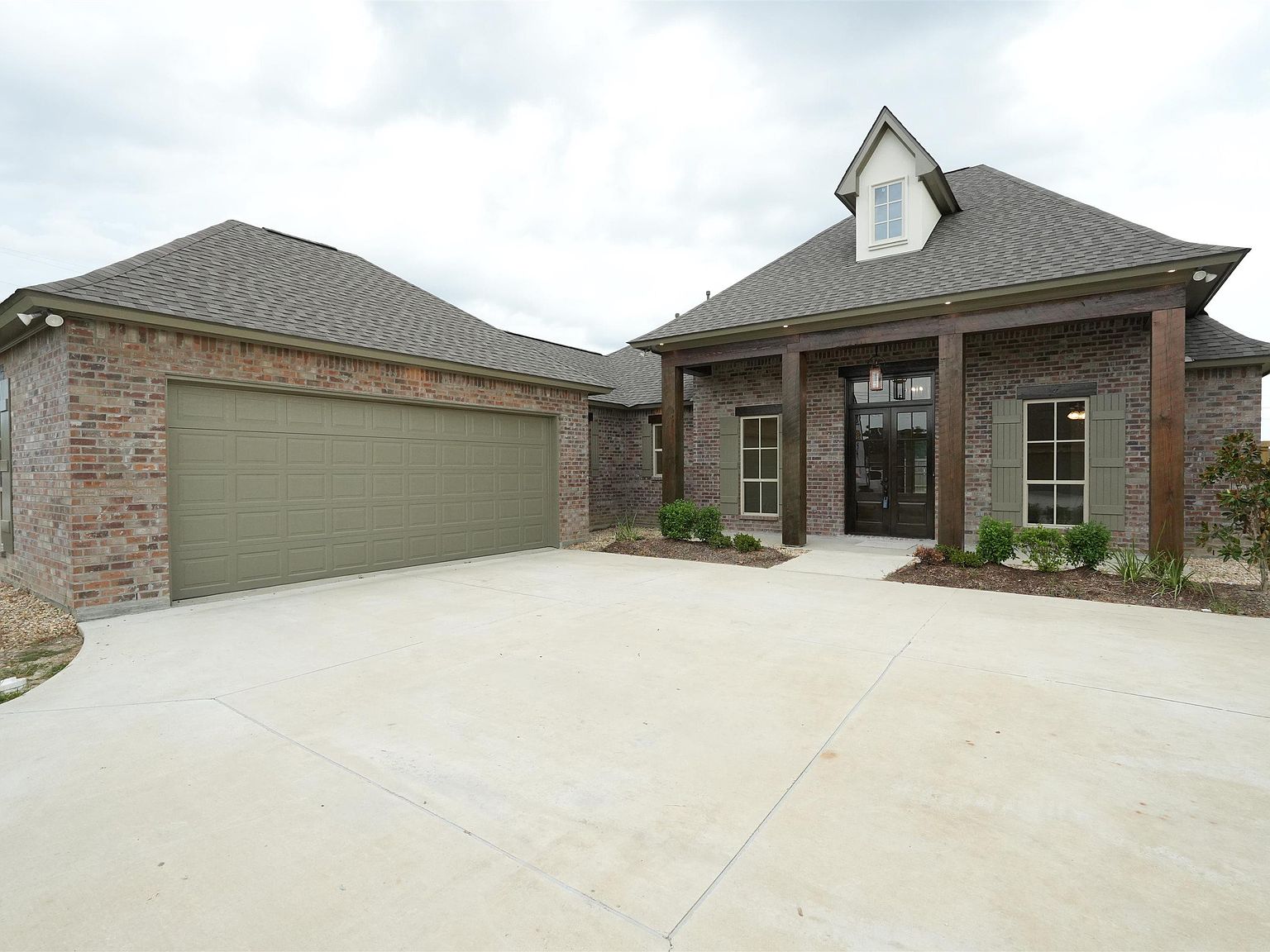 38233 Meadow Rue Dr, Prairieville, LA 70769 | Zillow