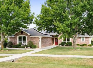 125 Butterfly Pass, Martindale, TX 78655