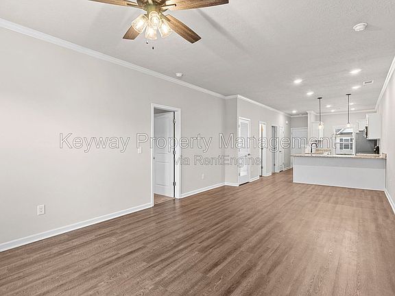 2nd image of 5017 Greer Dr