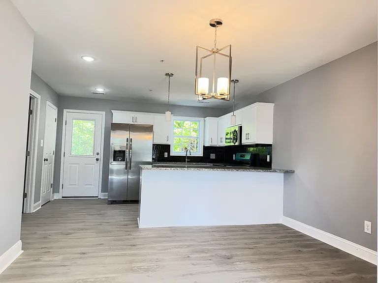 1261 Cross Creek Cir #2 — Photo 6