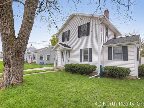 2nd image of 31 Leroy St SW