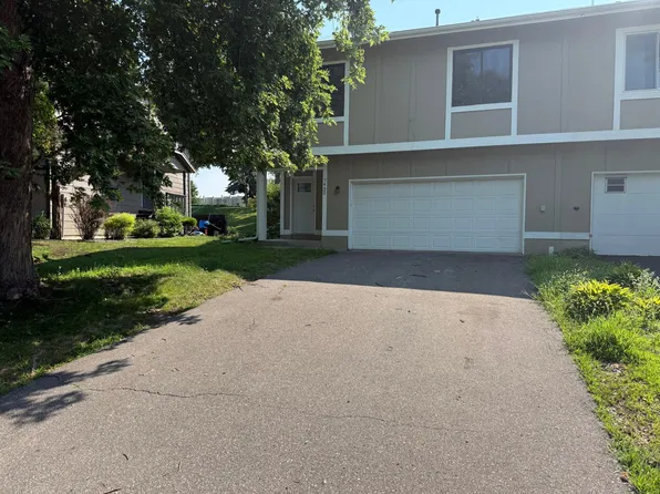 7432 Vinewood Ln N, Maple Grove, MN 55311