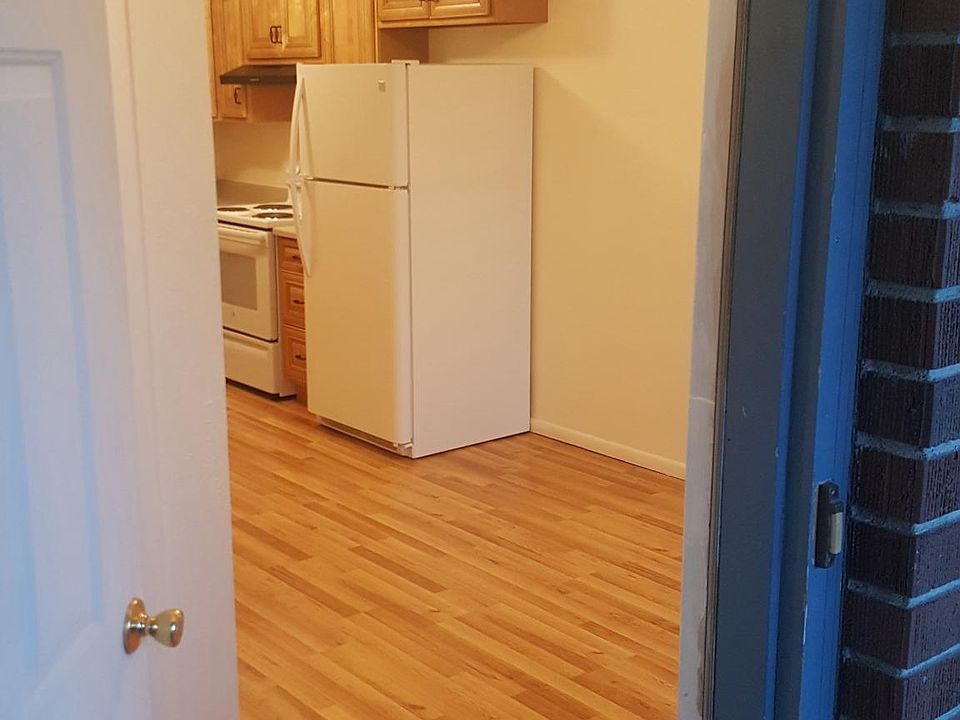 1st image of 205 S 19th Ave APT 4