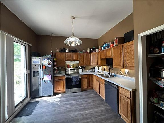 2nd image of 2426 S 18th St