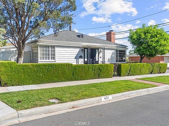 3rd image of 421 E Roosevelt Rd