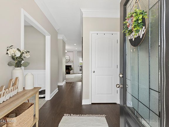 4th image of 7930 Cambridge Reserve Dr