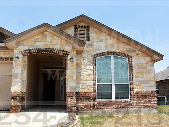 2nd image of 3203 Alamocitos Creek Dr