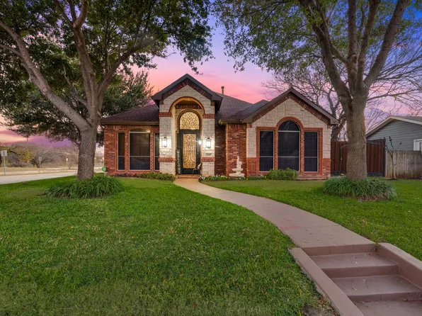 628 E Ellen Ave, Hurst, TX 76053