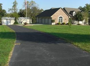 708 Mulberry St, Pleasant Hill, MO 64080